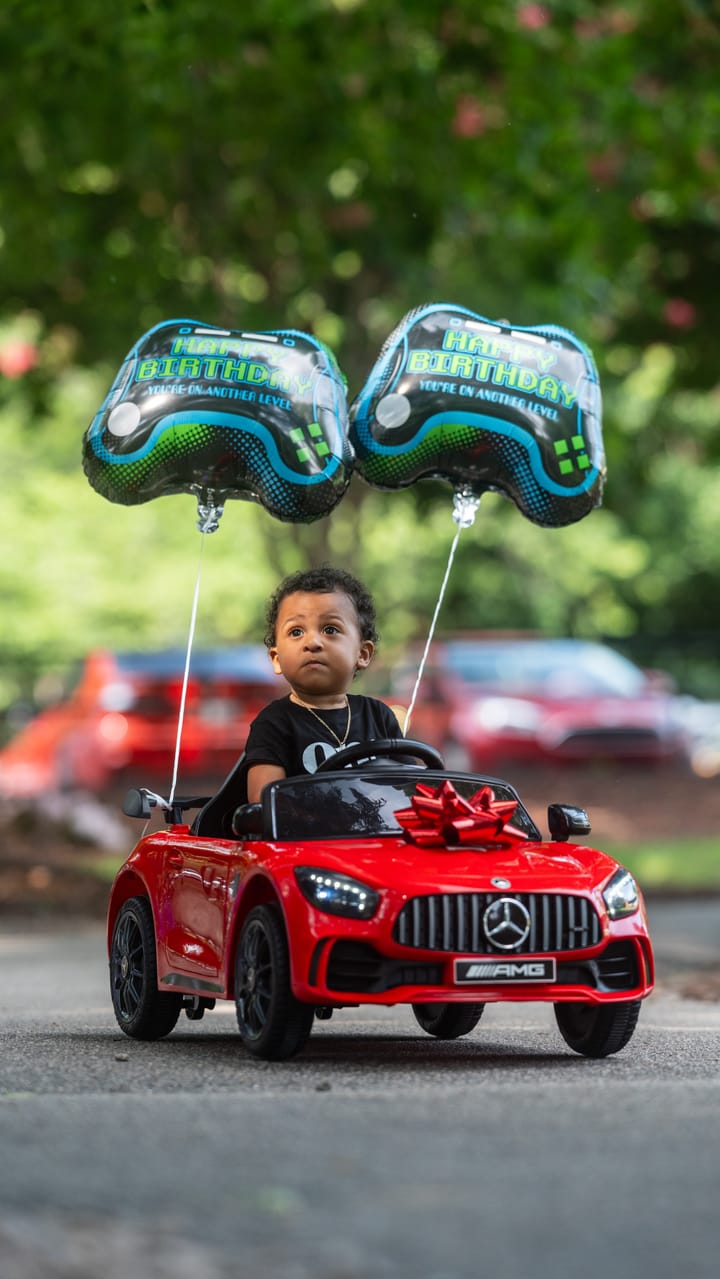 Drake's 1st Birthday, photo 2