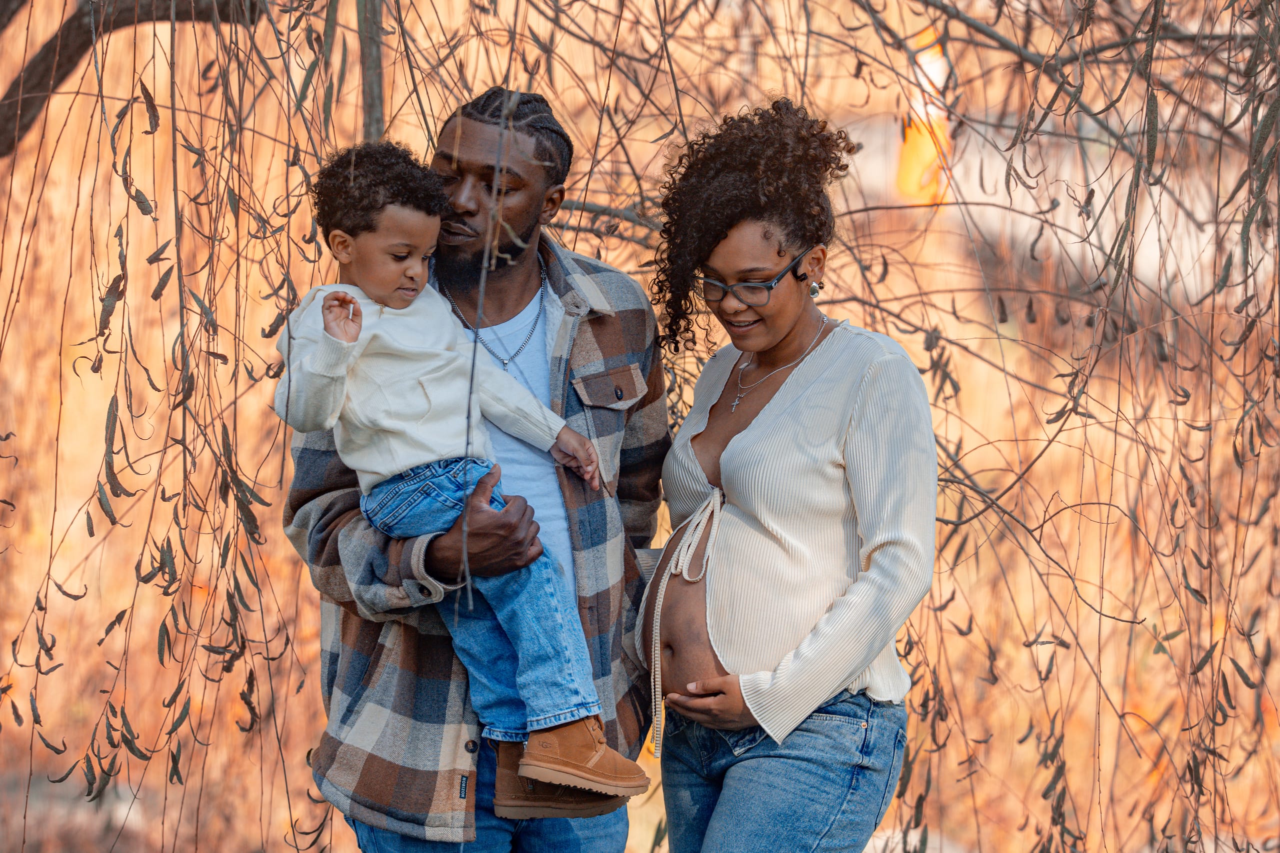 Maternity: Ed & Sierra cover photograph