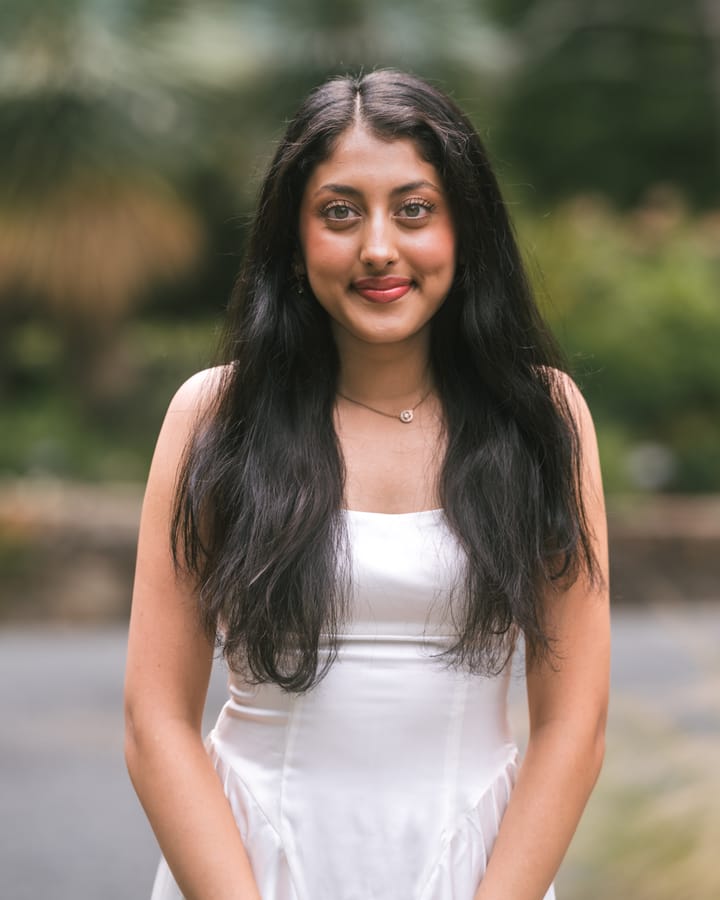Senior Portraits: Mahi, photo 34