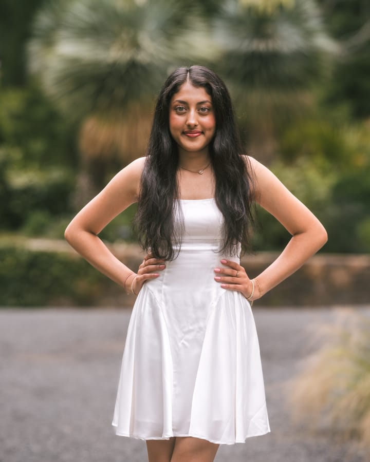Senior Portraits: Mahi, photo 37
