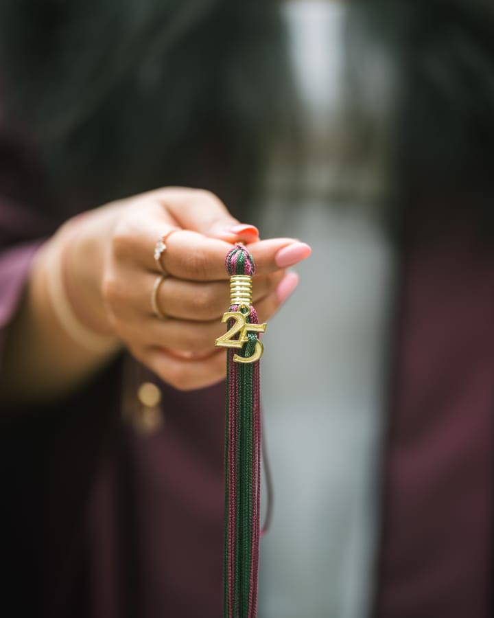 Senior Portraits: Mahi, photo 8