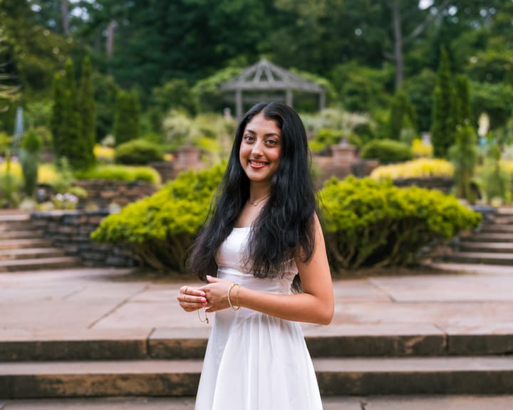 Senior Portraits: Mahi, photo 47
