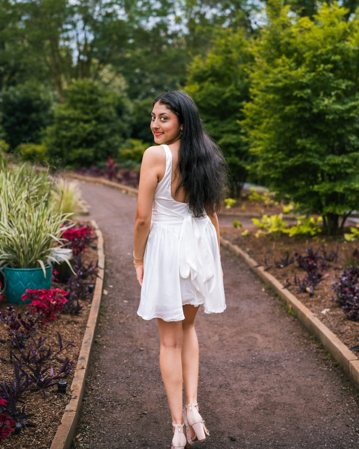 Senior Portraits: Mahi, photo 3